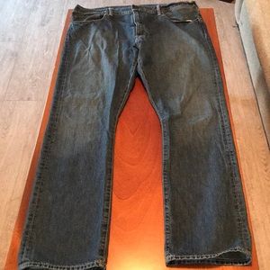 Men’s polo jeans